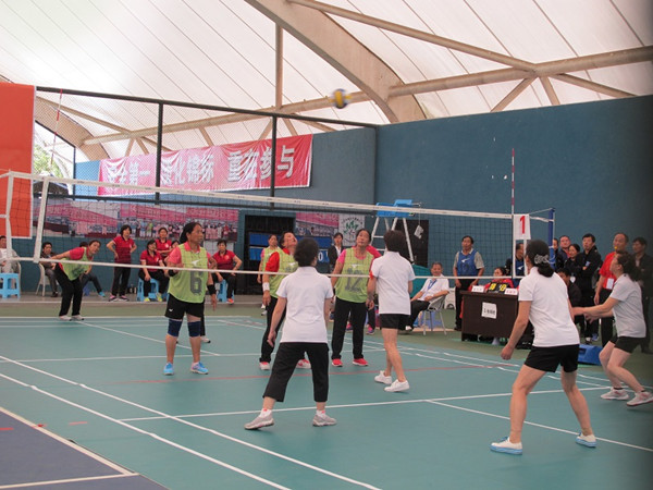 云南省首届农村老年人体育健身大会在普洱市举行