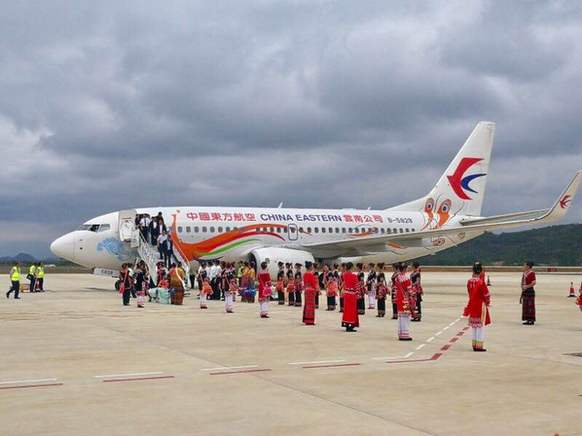 云南澜沧景迈机场今日正式通航运营 昆明到澜沧仅需50分钟